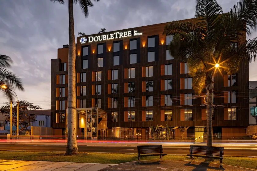 Doubletree By Hilton Lima San Isidro - Image 1