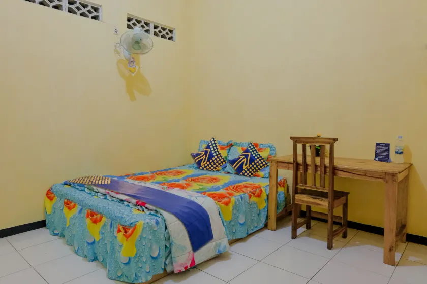 SPOT ON 1976 Hamana Beach Inn - Image 1