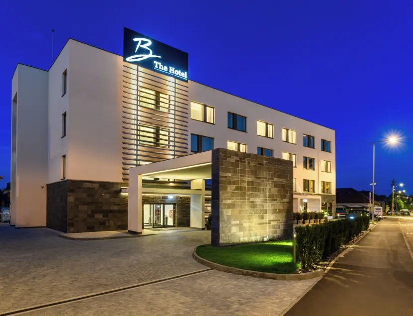 B THE HOTEL - Image 1