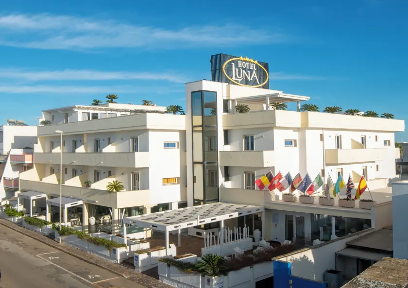 Hotel Luna Lido - Image 1