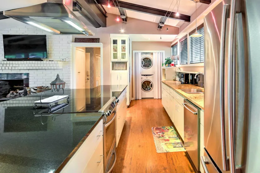 Restful Winnsboro Family Home: Walk to Main Street - Interior