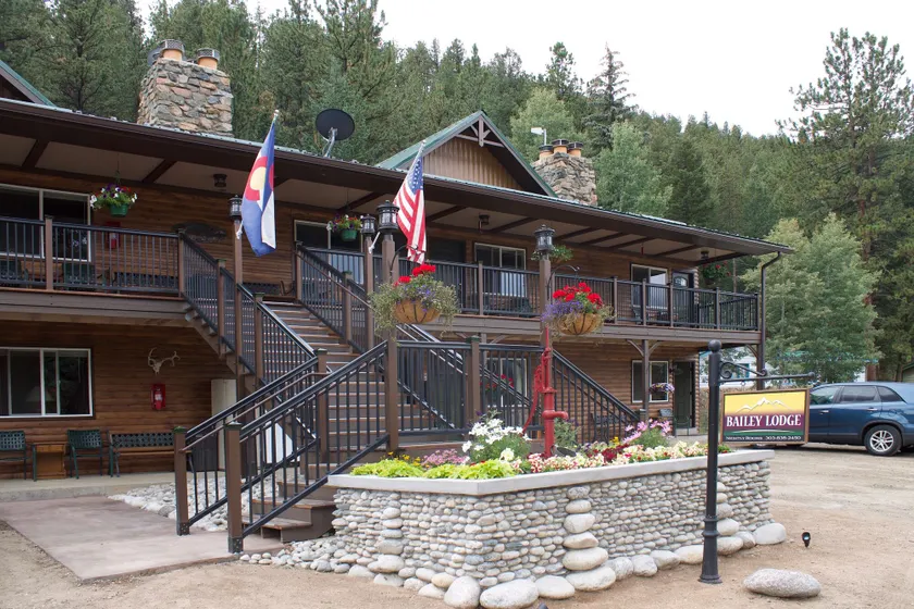 Bailey Lodge - Image 1