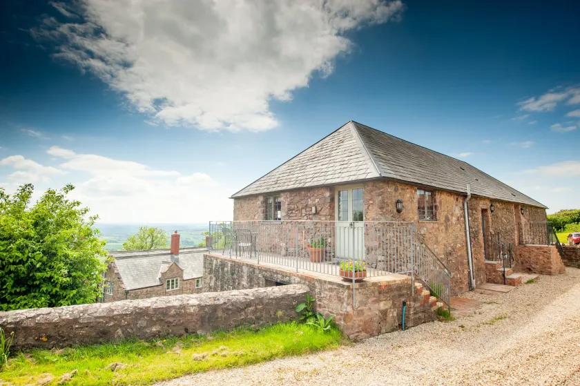 Tilbury Cottage - Image 1