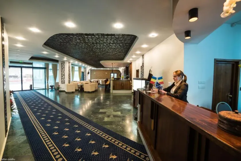 Hotel Ski&Sky - Lobby