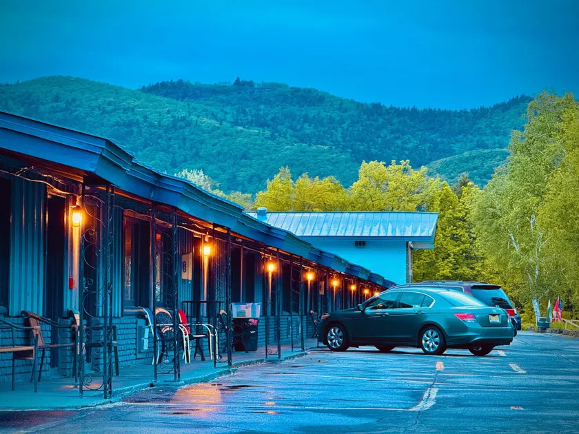 Travelodge by Wyndham Lake George NY - Image 1