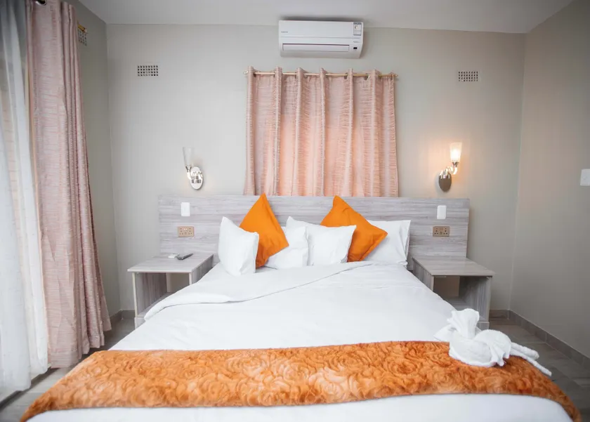 Great Wall Guest lodge - Image 1