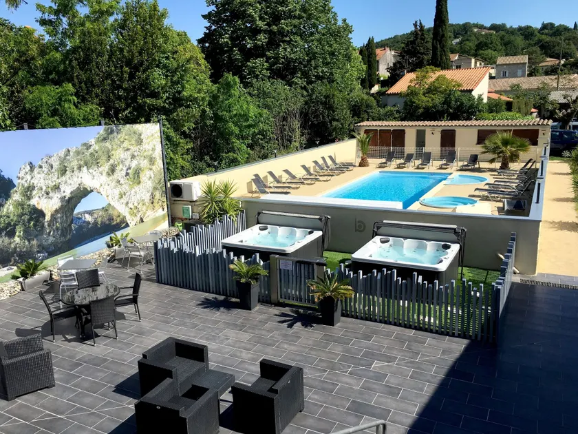 Logis Hôtel Restaurant Bellevue - Image 1