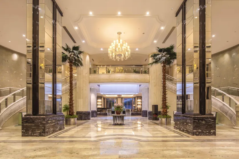 Ramada Plaza Qiandeng Kunshan - Lobby