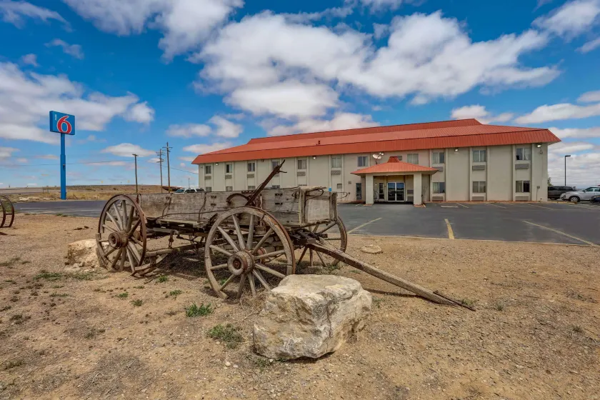 Motel 6-Moriarty, NM - Image 1
