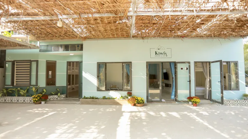 Kiwi's Homestay & Cafe - Image 1