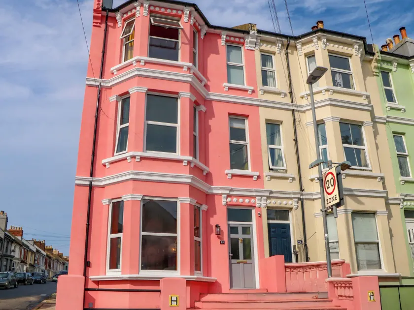 Hastings Heights - Image 1