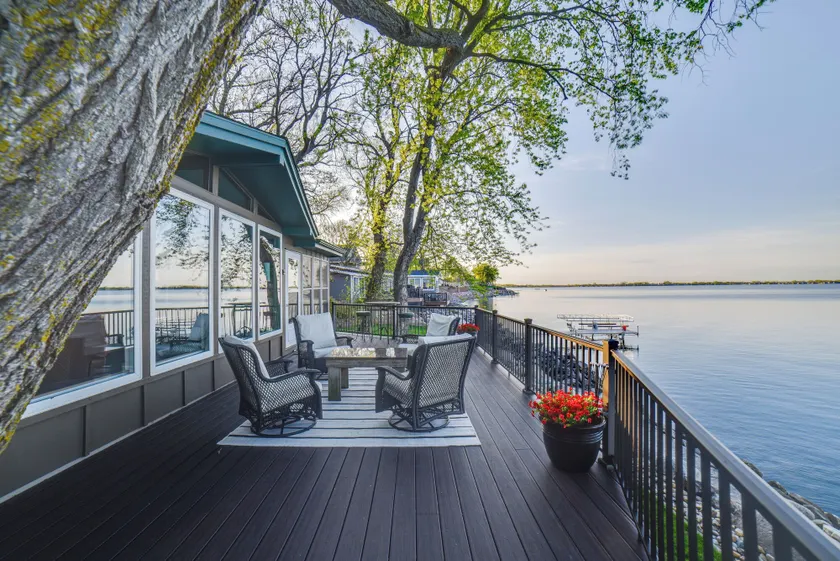 Dreamy Lake Poinsett Cabin w/ Deck, Dock & Views! - Image 1
