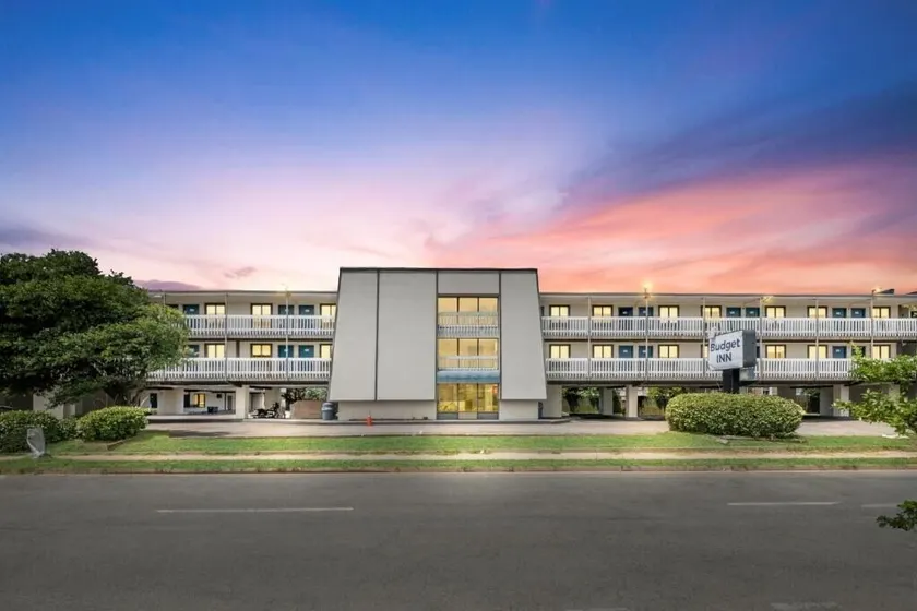 Budget Inn-Norfolk, VA - Oceanview - Image 1