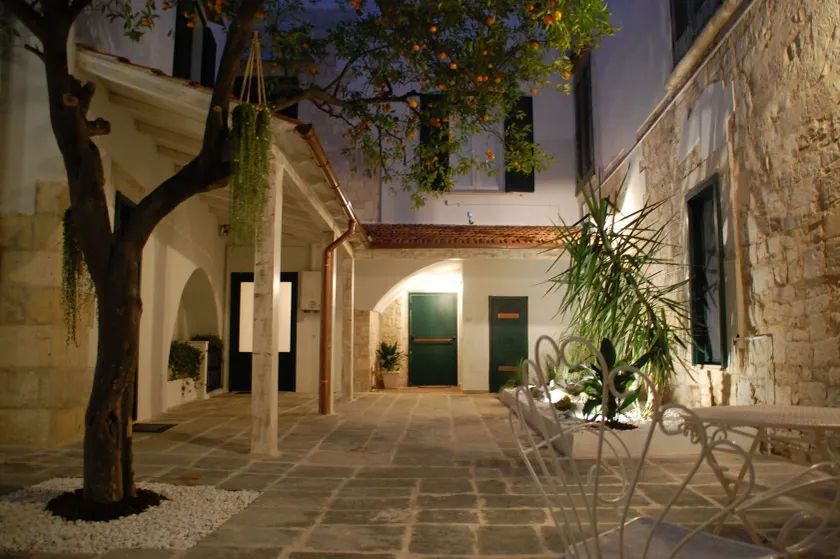 Palazzo Bianchi - Trani - Image 1