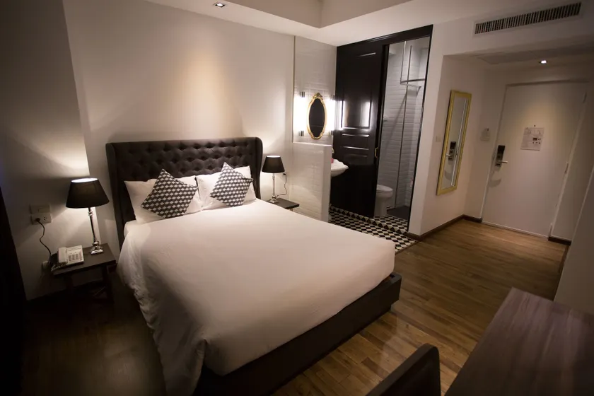 First House Hotel - Image 1