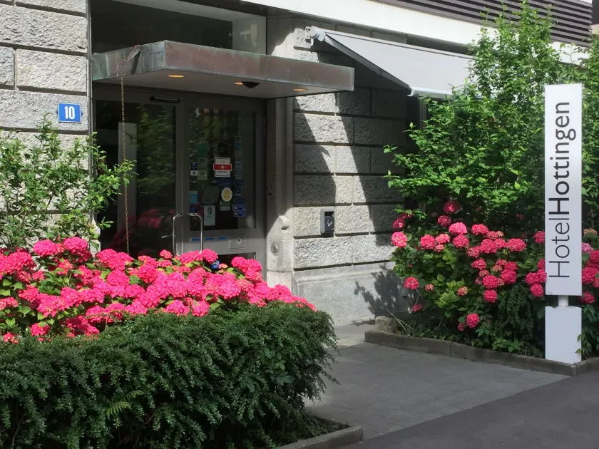 Hotel Hottingen - Near Old Town and Lake - Image 1