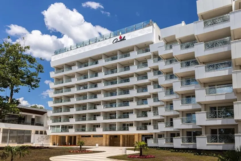 MARITIM Hotel Amelia - Image 1