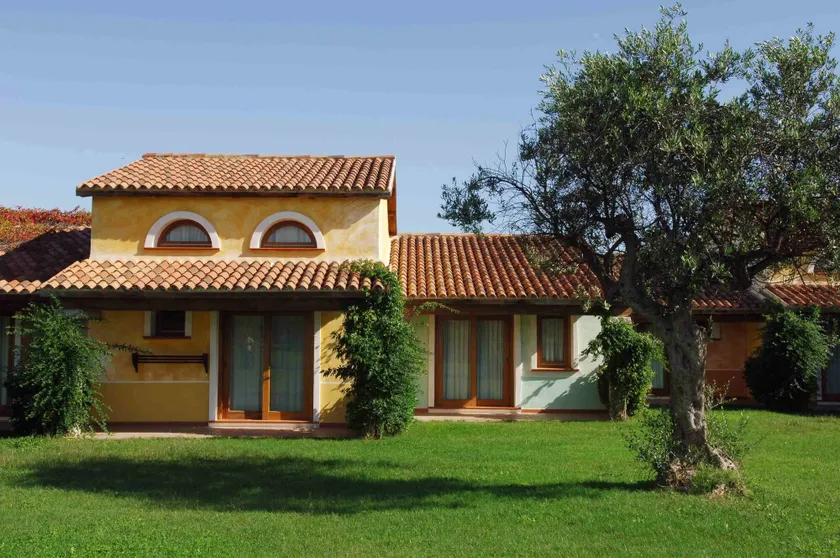 Liscia Eldi Residence - Image 1