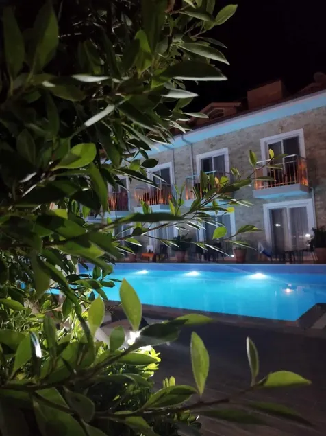 Vespera hotel - Image 1