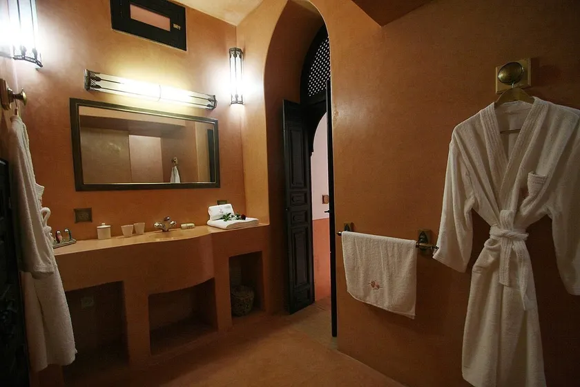 RIAD GREEN LOTUS - Image 1