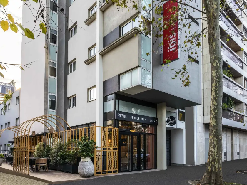 ibis Paris Place d’Italie 13ème - Image 1