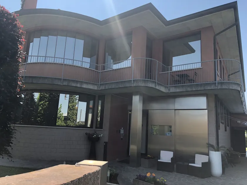 Hotel Angi - Image 1