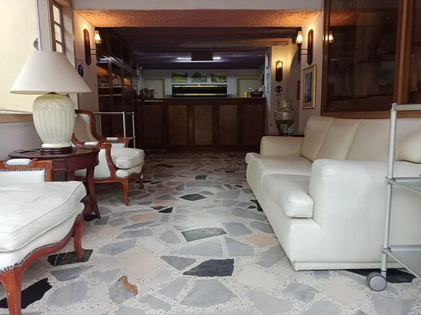 Hotel California Pacho - Reception