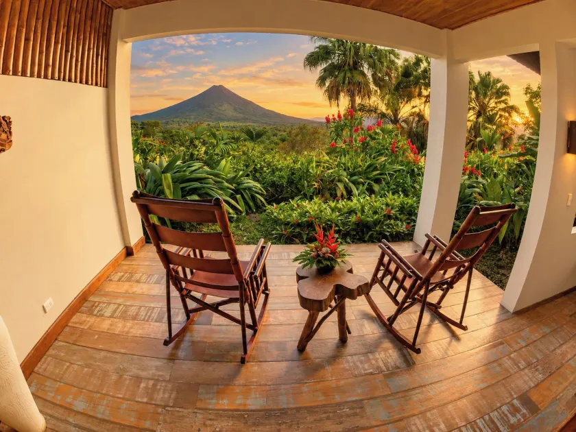 Lost Iguana Resort and Spa - Image 1