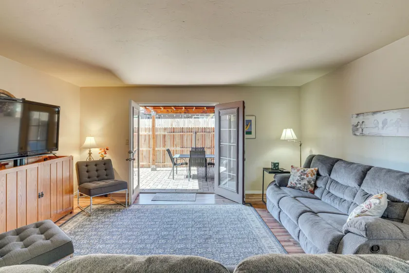 5 Mi to Dtwn: Tucson Townhome w/ Pool Access! - Image 1