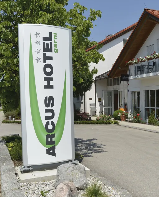 Arcus Hotel München Messe - Image 1