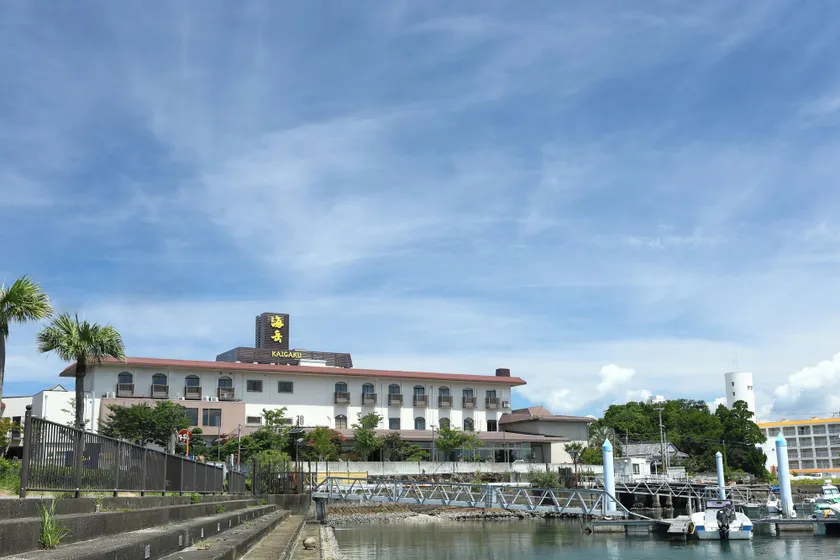 Kaigaku Onsen Resort Shirahama - Image 1
