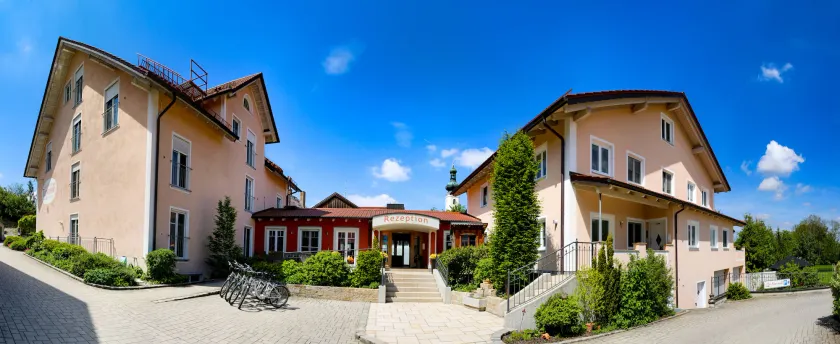 Gästehaus Zehmerhof bei Erding - Image 1