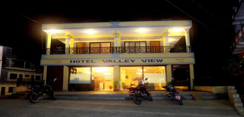 MeroStay 101 Hotel Valley View Inn - Image 1