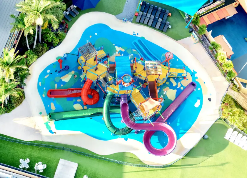 Paradise Resort Gold Coast - Image 1