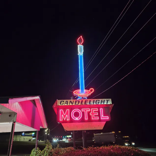 Candle Light Motel - Image 1