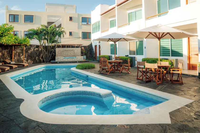 Hotel Ninfa - Image 1