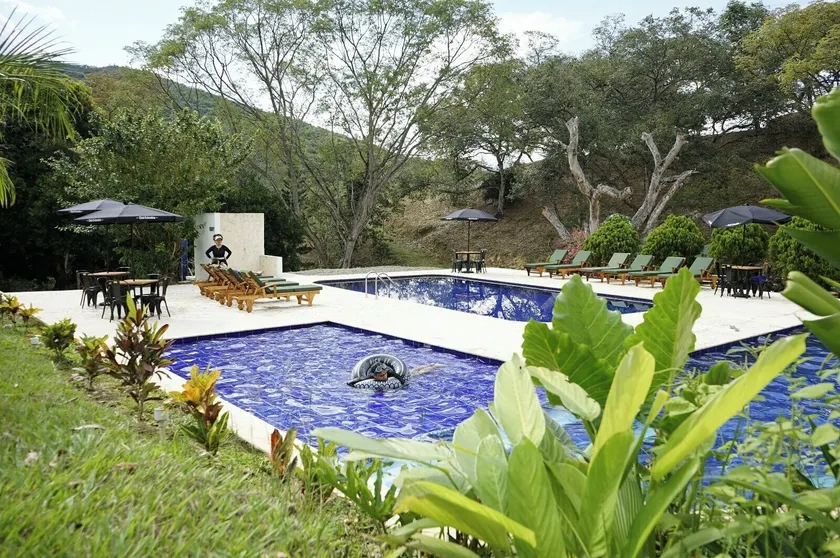 Tres Lagos Hotel - Image 1