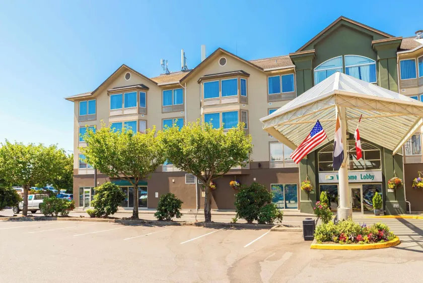 Sandman Hotel Victoria - Image 1