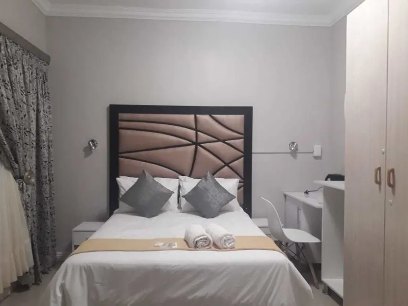 Vakhusi Guesthouse - Image 1