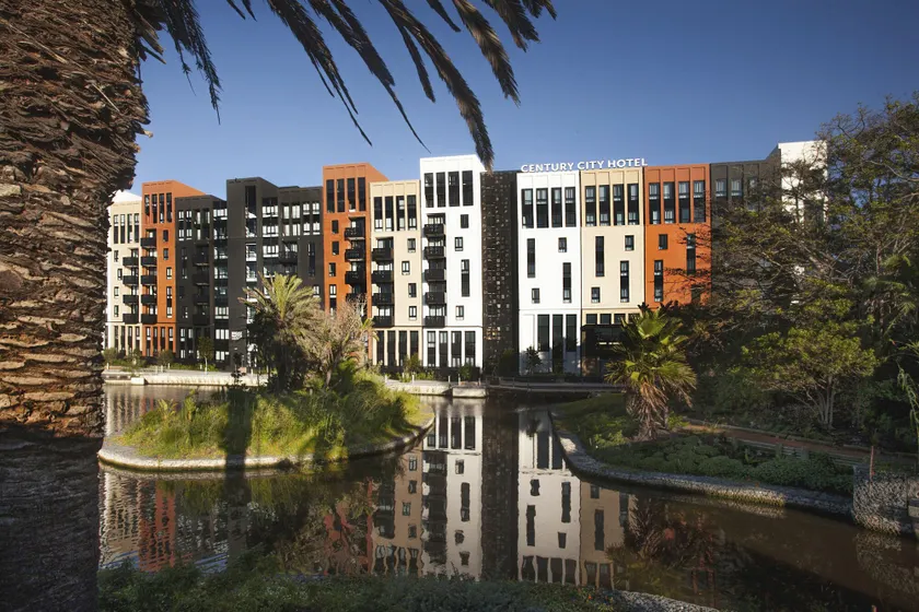 Century City Hotel Bridgewater - Image 1