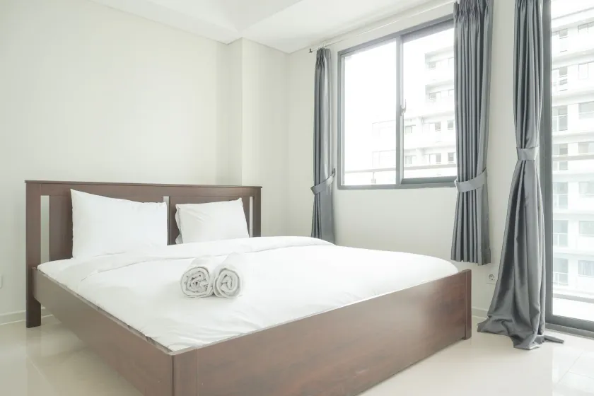 Strategic Studio at Daan Mogot City Apartment By Travelio - Image 1