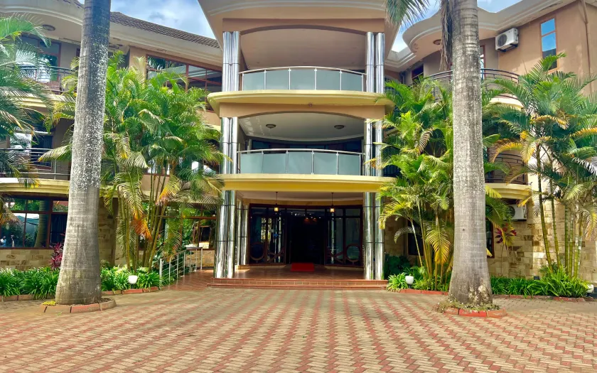 Nejobugg Palace Hotel - Image 1