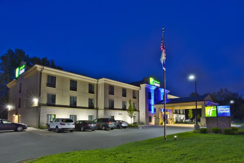 Holiday Inn Express Hastings by IHG - Image 1
