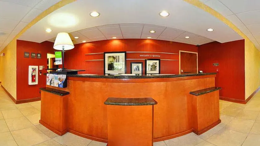 Hampton Inn Quincy - Reception