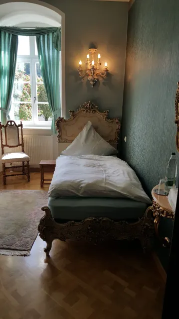Schloss Sennfeld - Hotel & Restaurant & Veranstaltungsort - Room