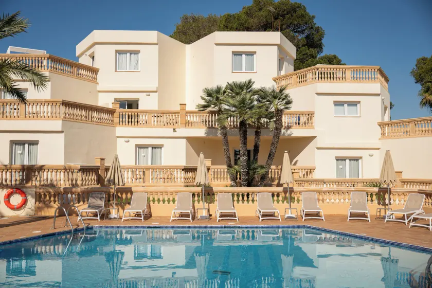 Apartamentos Azul Playa - Image 1