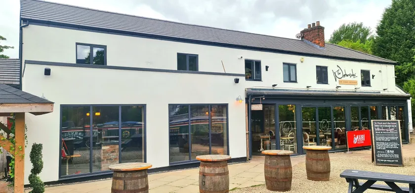 The Waterside Bar Rooms & Restaurant - Image 1