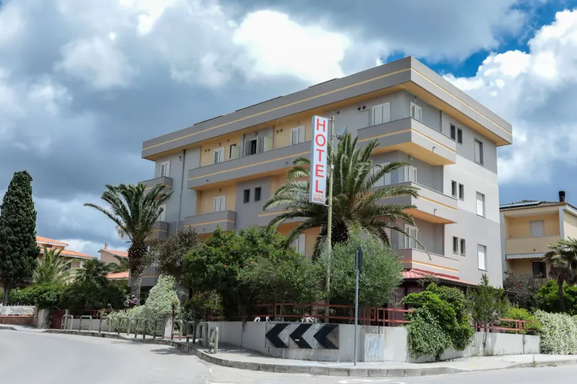 Hotel Mistral - Image 1