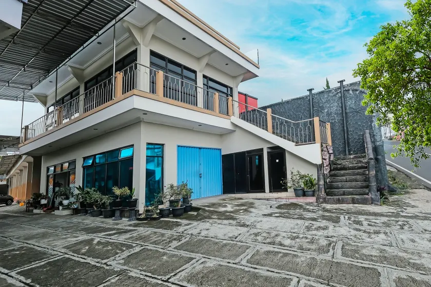 SPOT ON 91930 Hotel Citra Dewi 4 Manunggal - Image 1