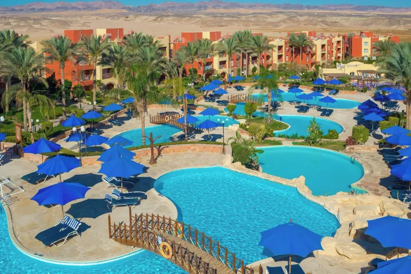 Cardina Resort - Image 1